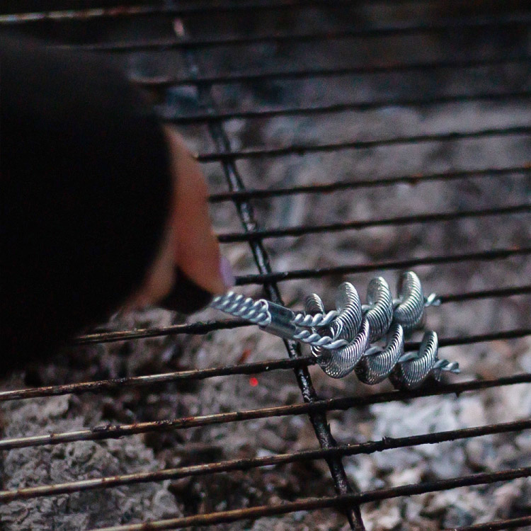 Lille grillbørste i rustfrit stål