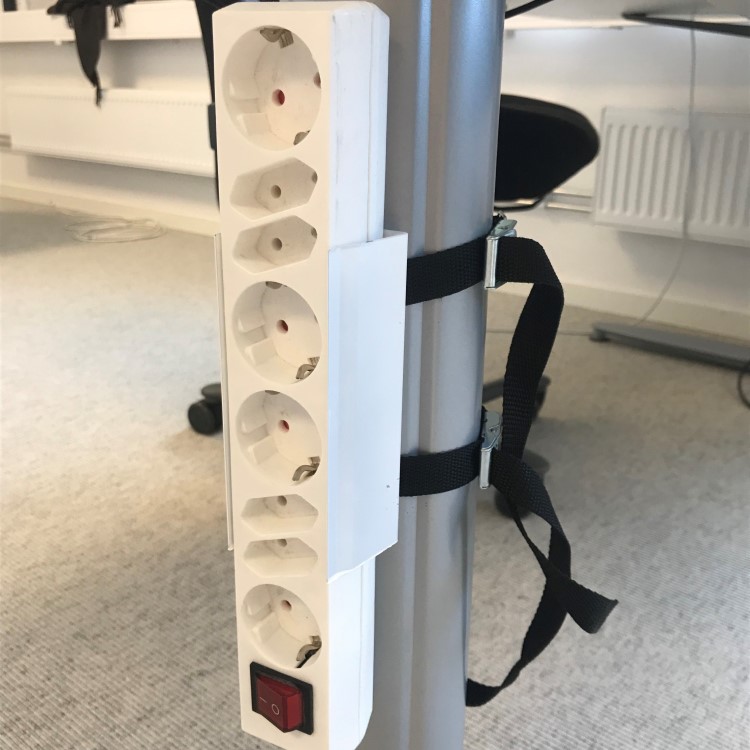 Holder til stikdåse