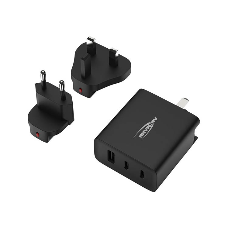 Rejseadapter med USB-porte