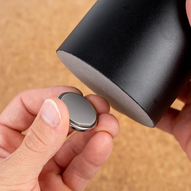 Magnetisk beslag til ting Silwy, 4-pak