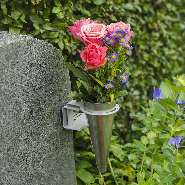 Holdere til gravsten